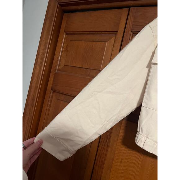 Abercrombie & Fitch Women's Snap Button Cropped Jacket Long Sleeve Cream Size S - Picture 4 of 10